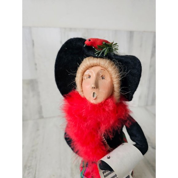 Byers choice 1996 caroler bird Cardinal feather boa Victorian lady - Picture 2 of 9